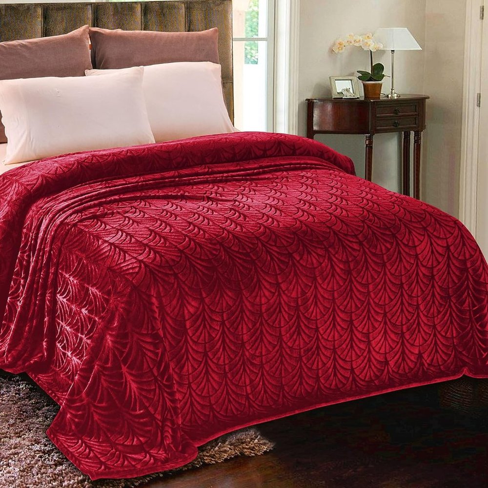 Ruby Red Art Deco Pattern Queen Size Bed Plush Textured Soft Velvety Blanket New